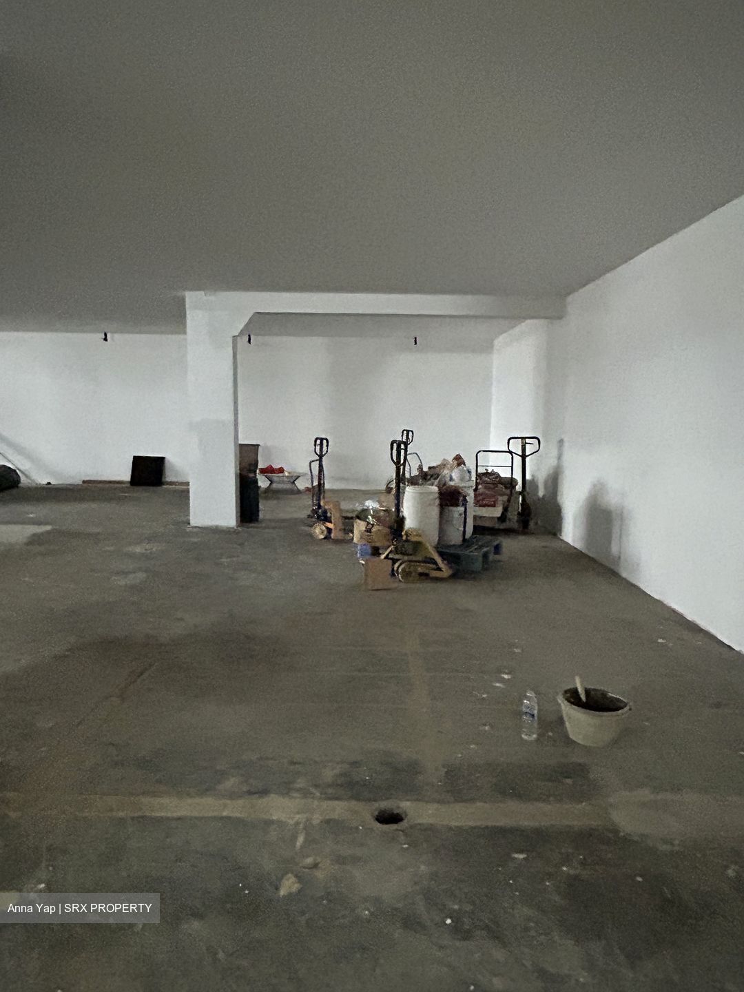 Playfair Road (D13), Warehouse #588801911